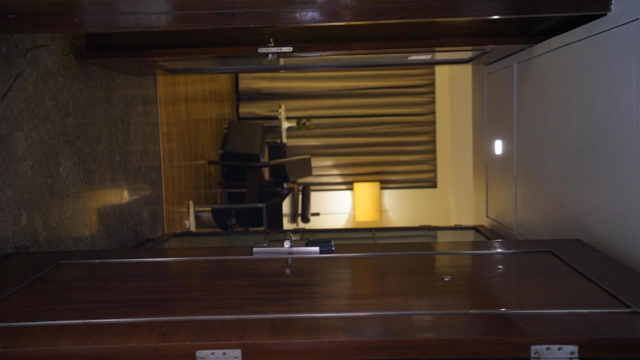 St Laurn Koregaon Park Púna Exteriér fotografie